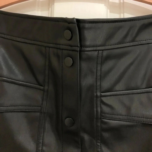 NWT Faux Leather Pocket Mini Skirt 🇬🇧🤟🏻 - Picture 8 of 15